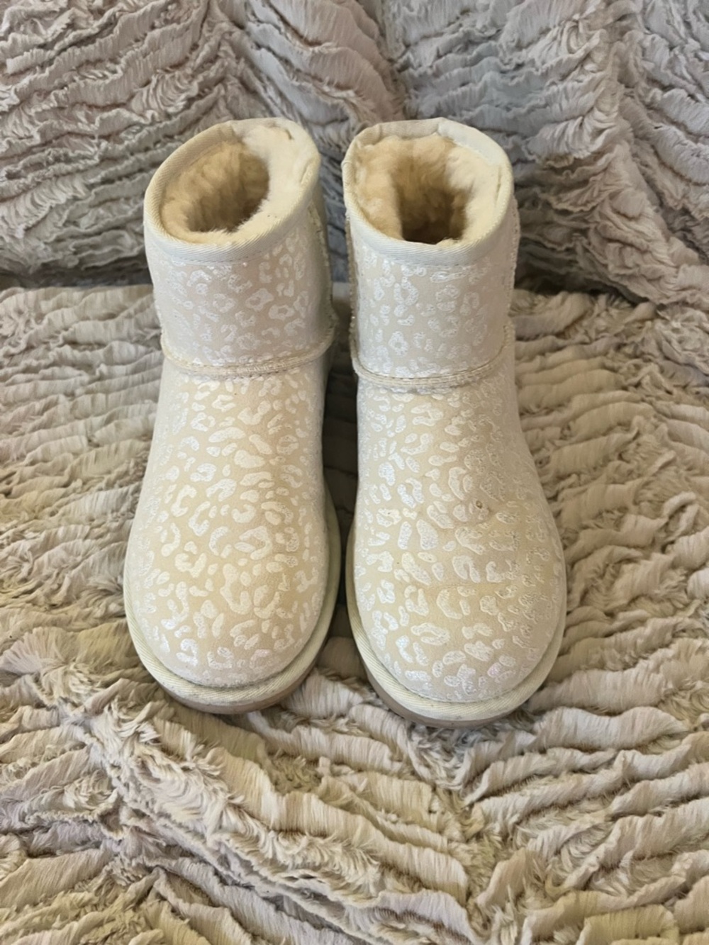 UGG Women's Cream Patterned Shearling Ankle Boots